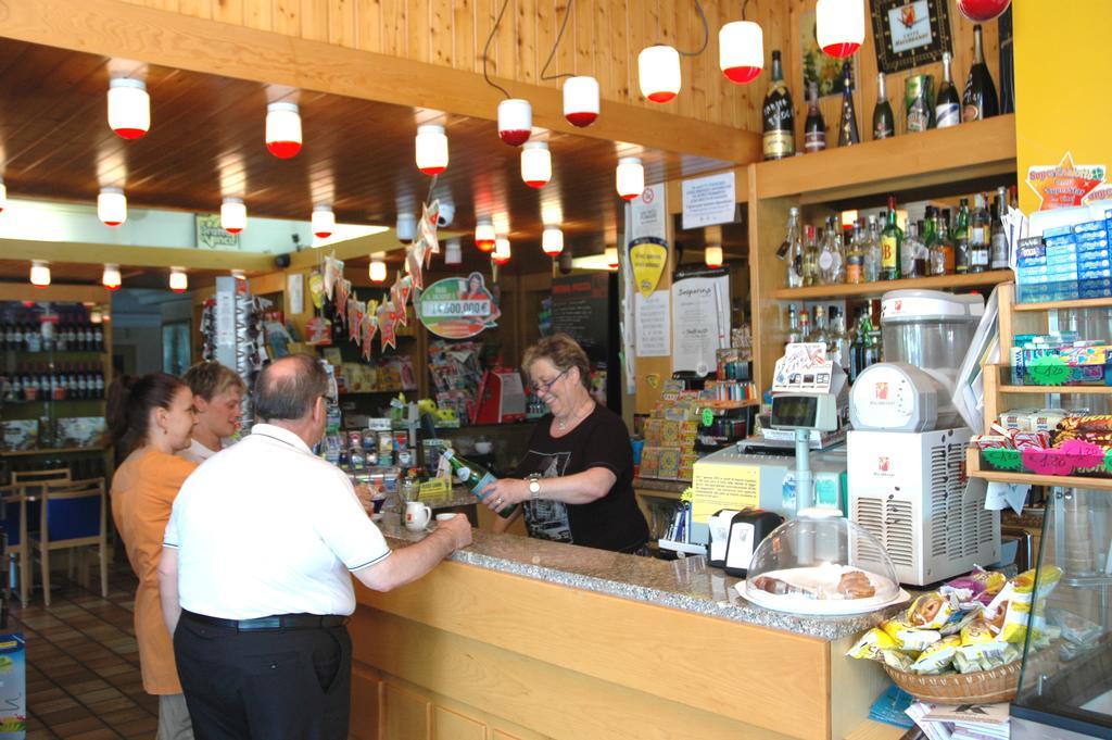 Hotel Da Angela Sedegliano Екстер'єр фото