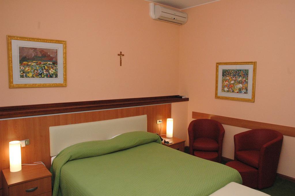 Hotel Da Angela Sedegliano Номер фото