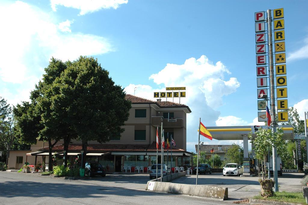 Hotel Da Angela Sedegliano Екстер'єр фото